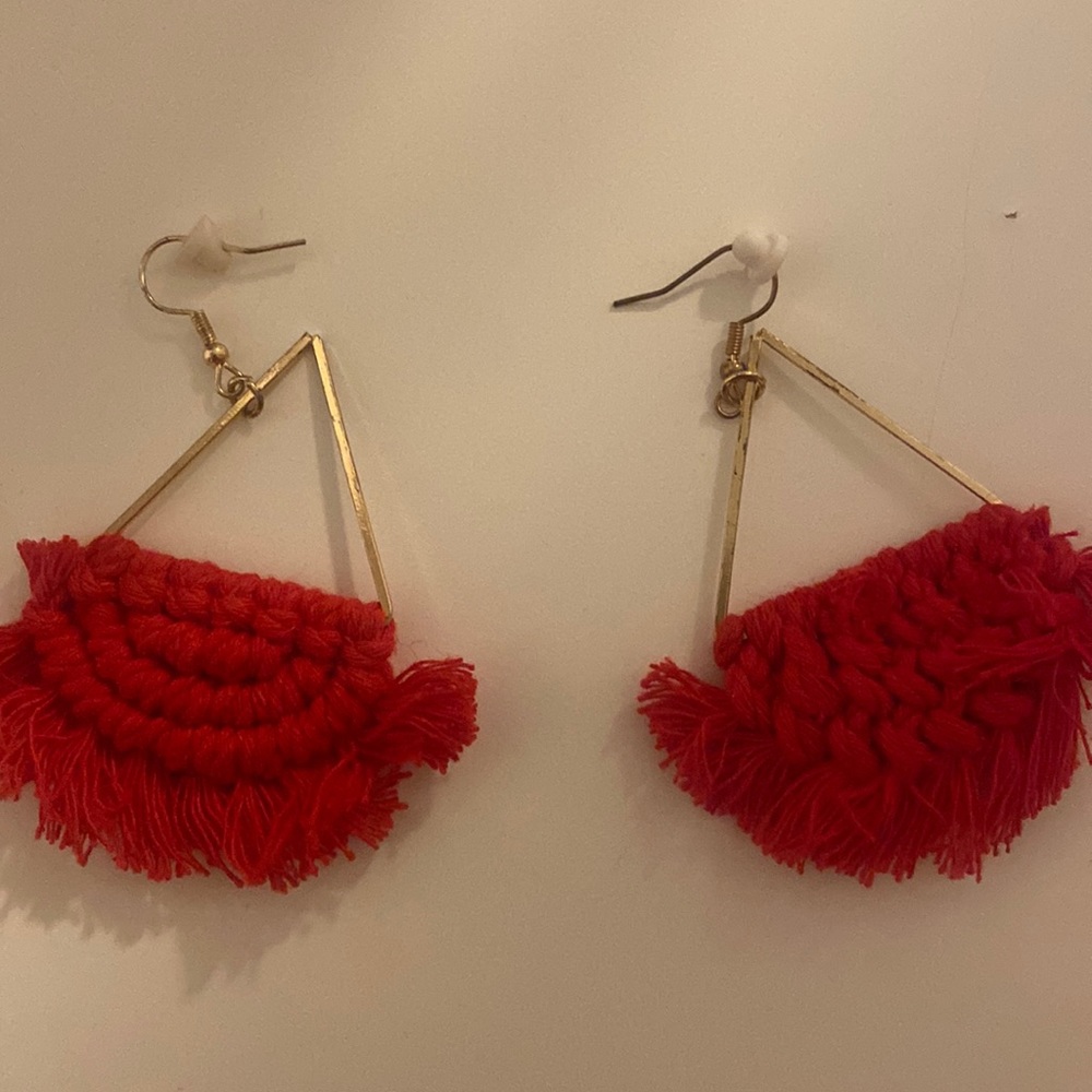 New unworn earrings - Picture 1 of 1